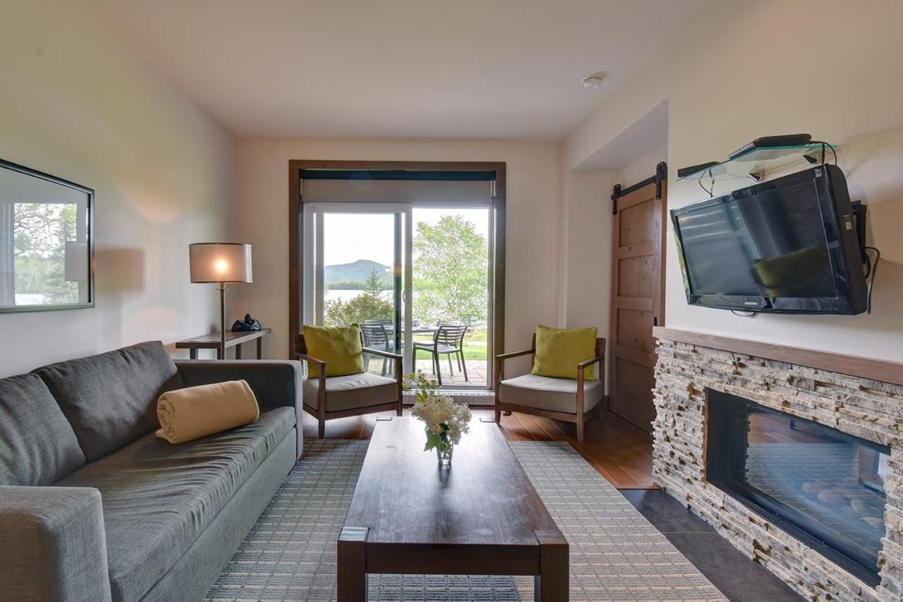 Quiet Condo On Ground Floor Steps To The Lake Lac-Superieur Exterior foto